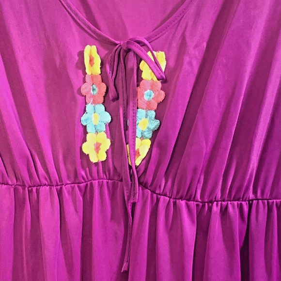 Vintage Slip Nightgown Magenta Nylon Medium Embroidered Keyhole Maxi - Picture 2 of 7
